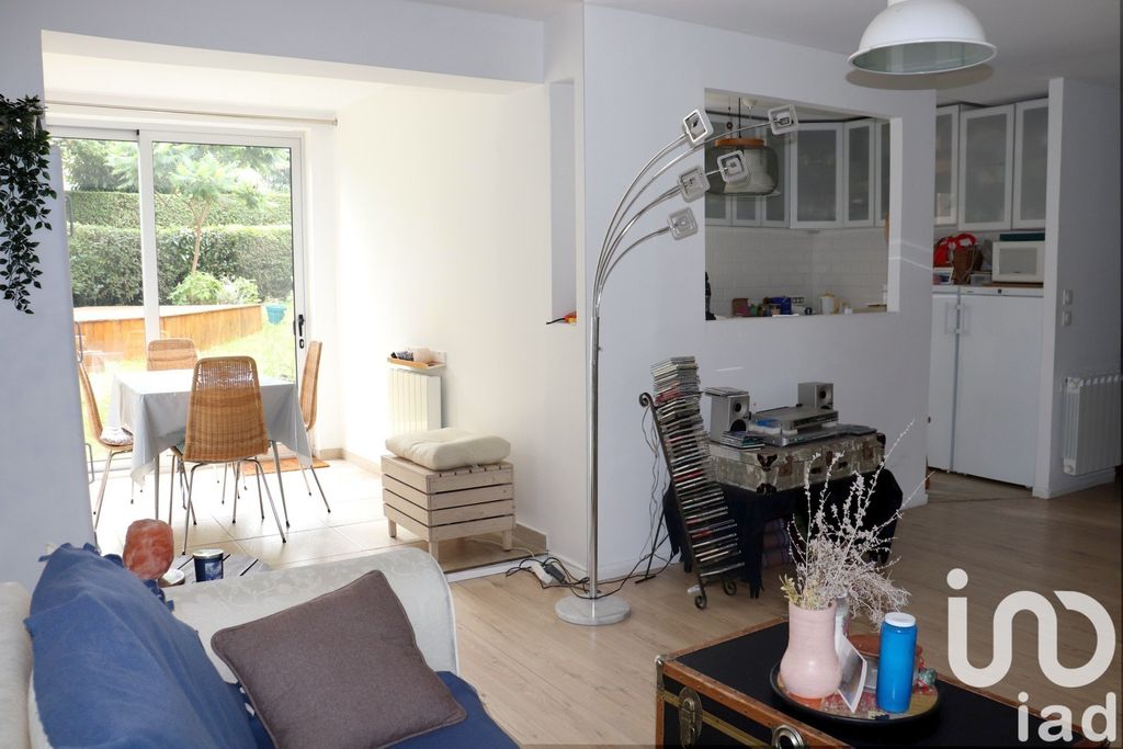 Achat appartement à vendre 2 pièces 66 m² - Beauchamp