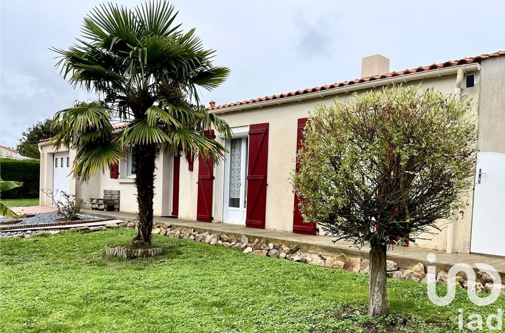 Achat maison à vendre 3 chambres 102 m² - Le Poiré-sur-Vie