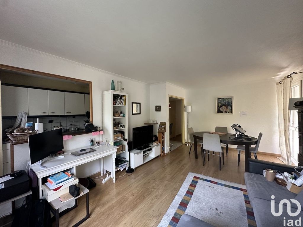 Achat appartement à vendre 4 pièces 80 m² - Vaux-le-Pénil