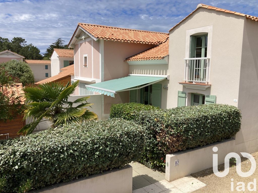 Achat maison à vendre 2 chambres 56 m² - Saint-Hilaire-de-Riez