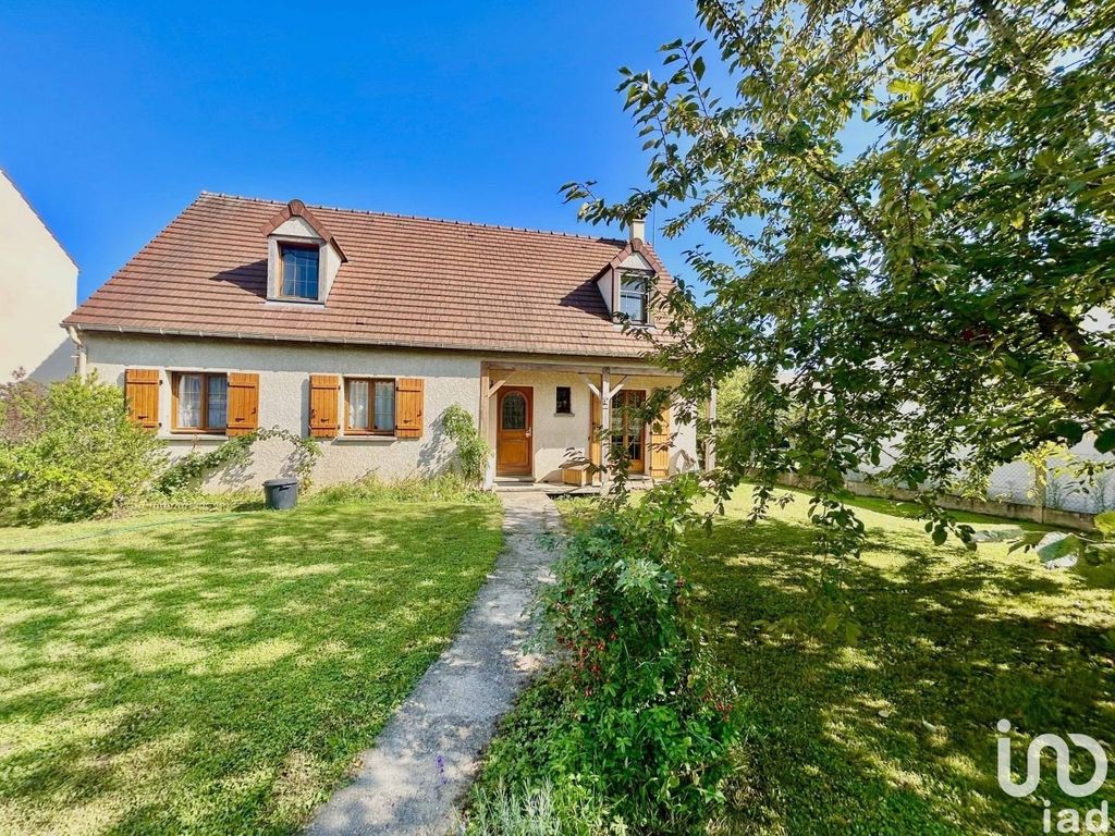 Achat maison à vendre 6 chambres 131 m² - La Chapelle-la-Reine