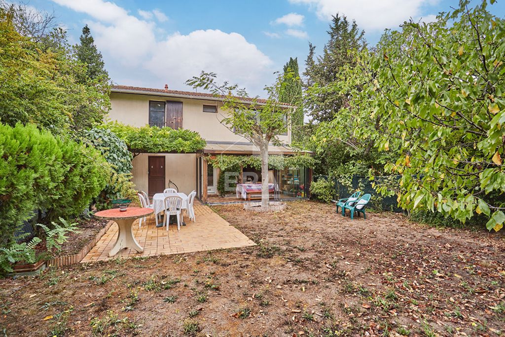 Achat maison à vendre 4 chambres 118 m² - Aix-en-Provence