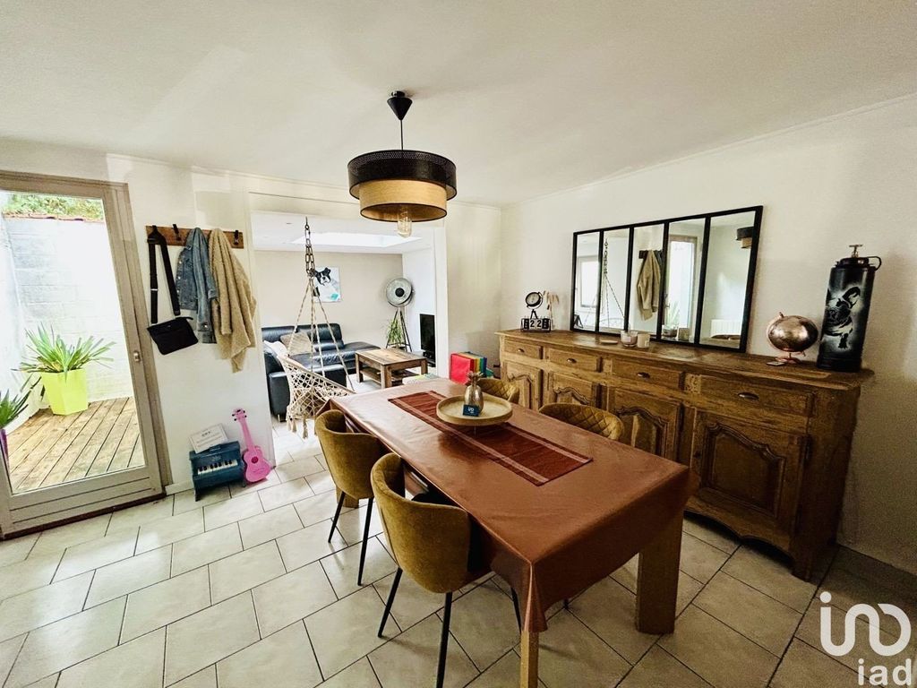 Achat maison à vendre 3 chambres 72 m² - Dreuil-lès-Amiens