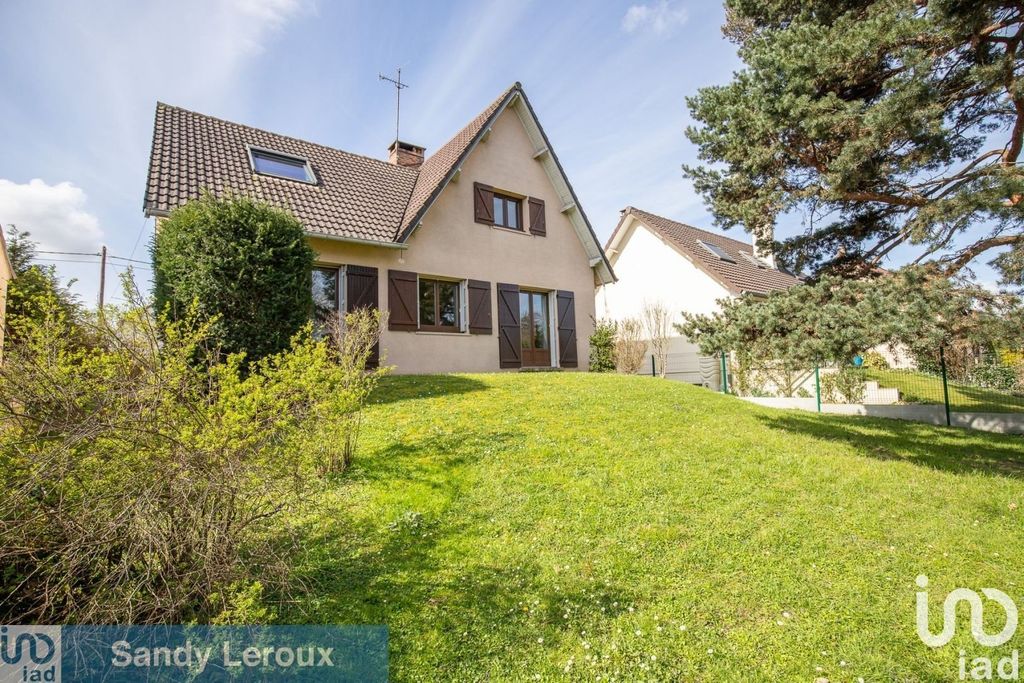 Achat maison à vendre 5 chambres 160 m² - Yerres