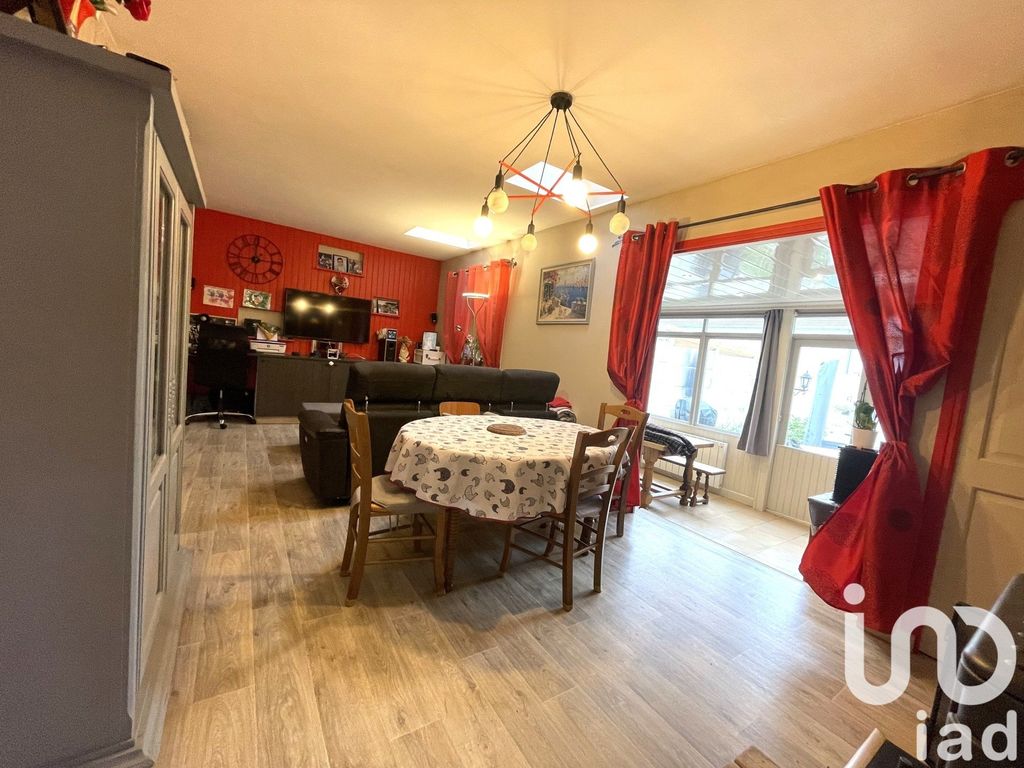 Achat maison à vendre 2 chambres 80 m² - Beauchamp