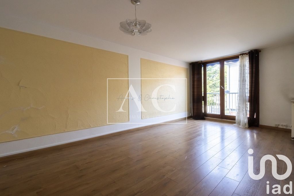 Achat appartement à vendre 3 pièces 72 m² - Rambouillet