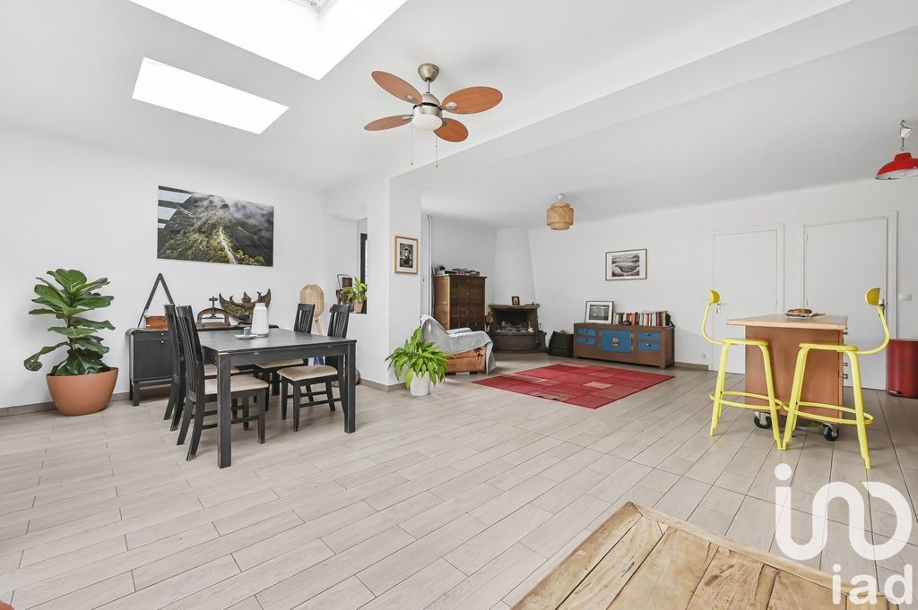 Achat maison à vendre 7 chambres 155 m² - Colombes