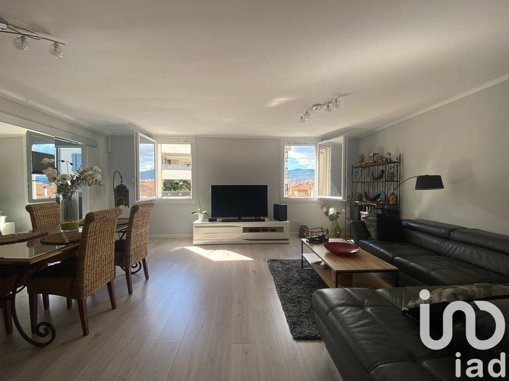 Achat appartement à vendre 2 pièces 54 m² - Cannes