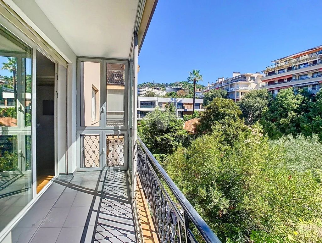 Achat appartement à vendre 3 pièces 65 m² - Cannes