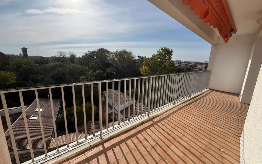 Achat appartement à vendre 4 pièces 93 m² - La Rochelle