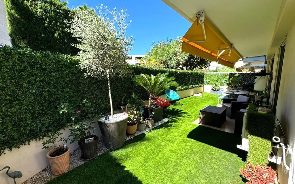 Achat appartement à vendre 2 pièces 50 m² - Cannes