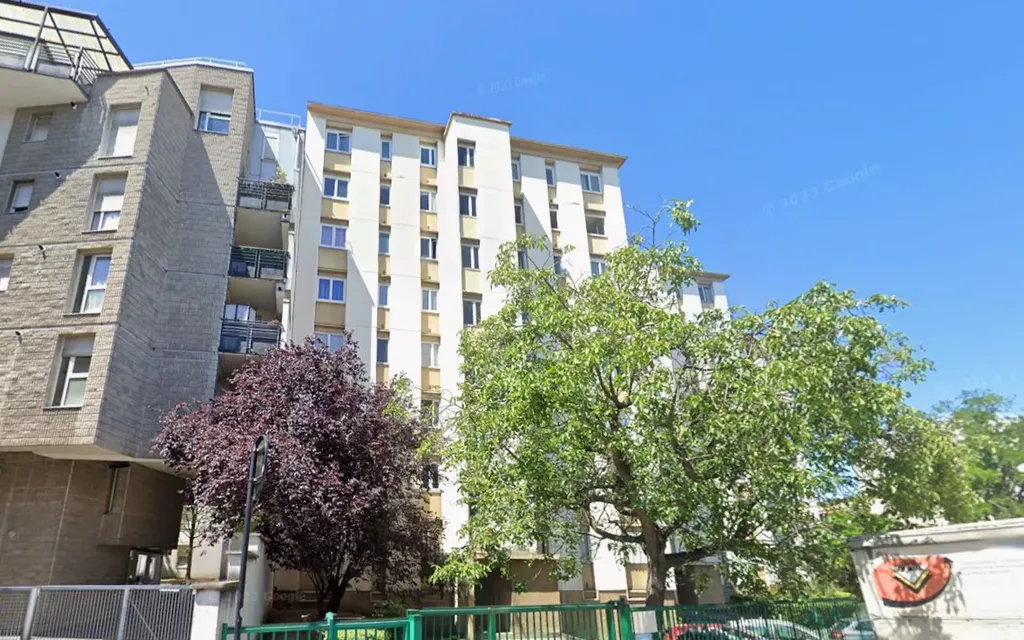 Achat appartement à vendre 2 pièces 52 m² - Aubervilliers