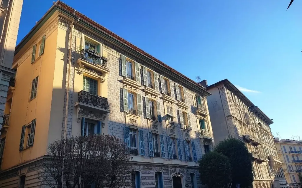 Achat appartement à vendre 6 pièces 180 m² - Nice