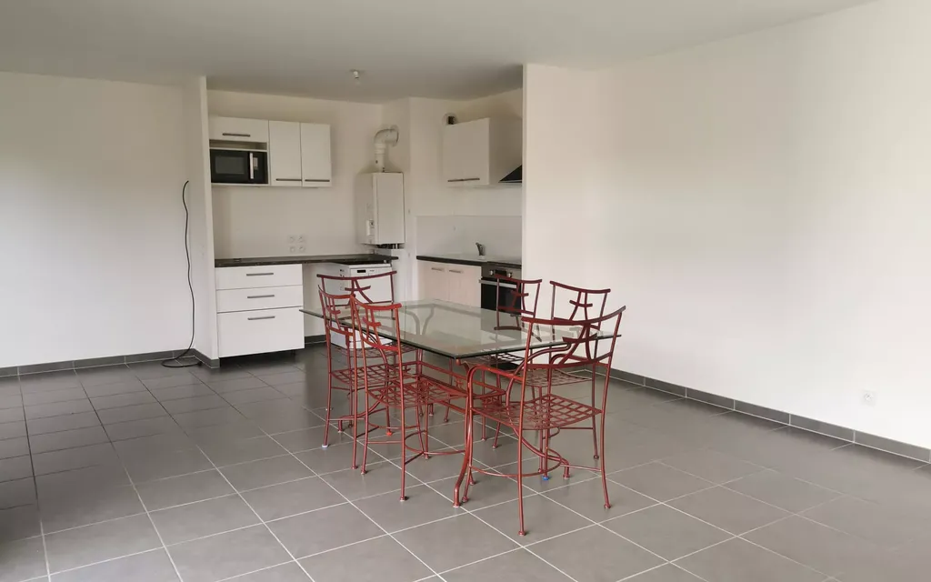 Achat appartement à vendre 3 pièces 75 m² - Rillieux-la-Pape