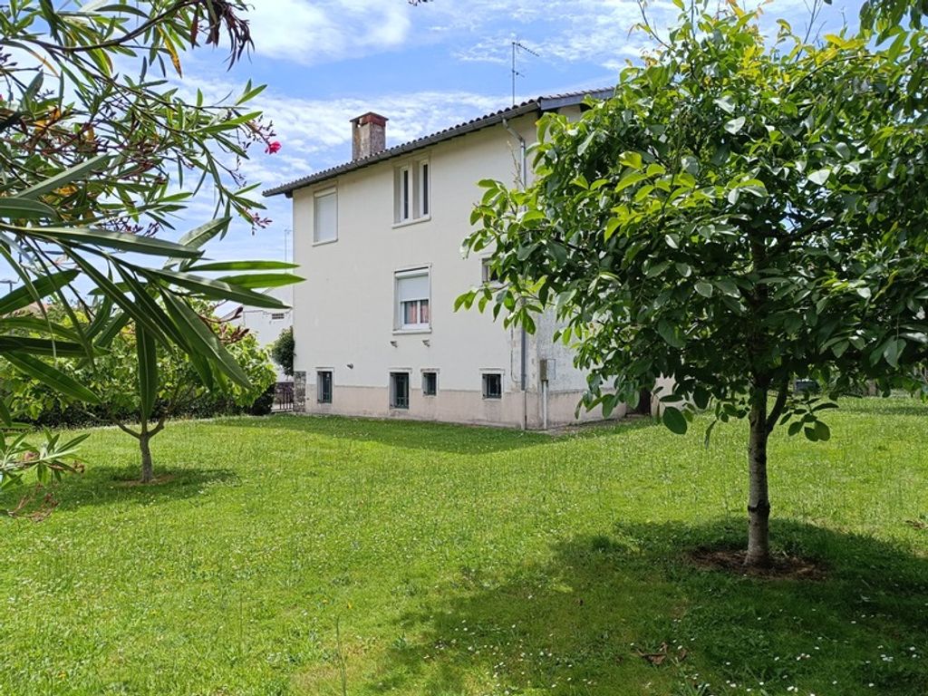 Achat maison à vendre 4 chambres 136 m² - Aire-sur-l'Adour