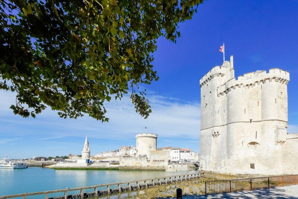 Achat duplex à vendre 4 pièces 83 m² - La Rochelle