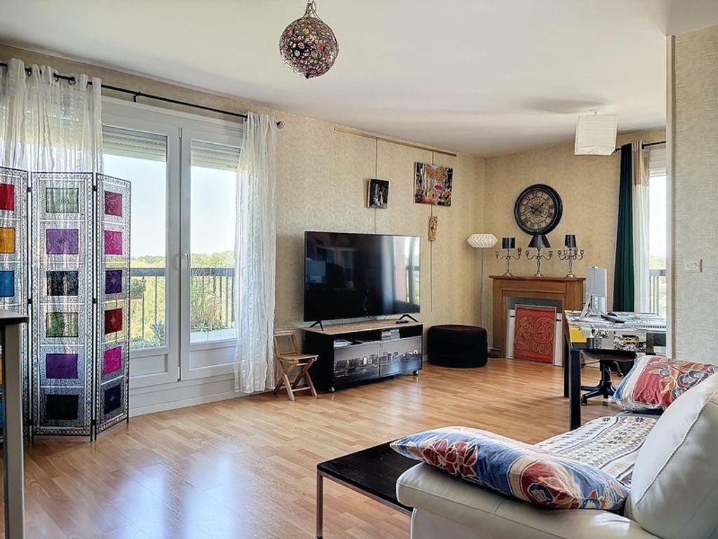 Achat appartement à vendre 3 pièces 83 m² - Saint-Brice-Courcelles