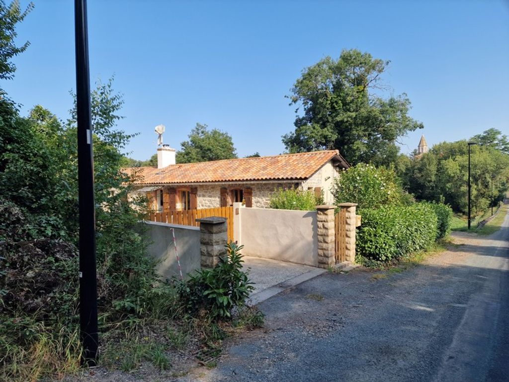 Achat maison à vendre 4 chambres 107 m² - Moutiers-les-Mauxfaits