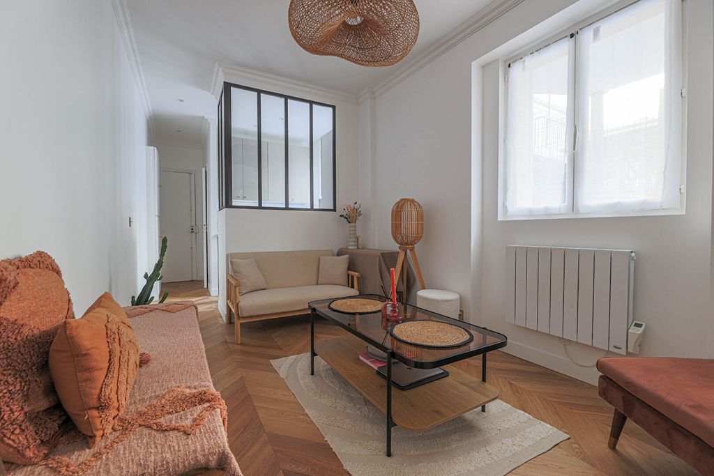 Achat appartement à vendre 2 pièces 28 m² - Paris 18ème arrondissement