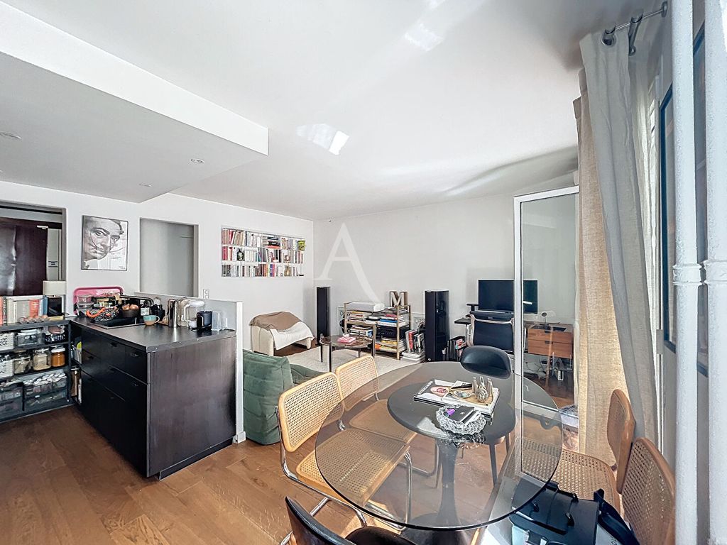 Achat appartement à vendre 2 pièces 50 m² - Paris 19ème arrondissement