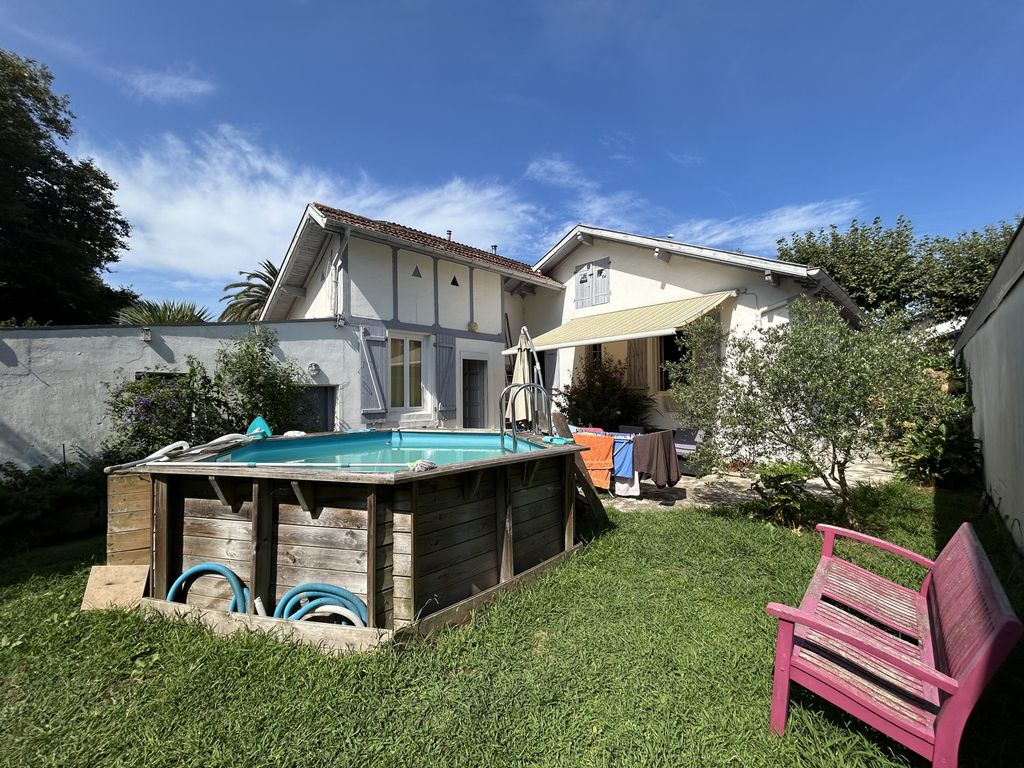 Achat maison à vendre 3 chambres 85 m² - Biarritz