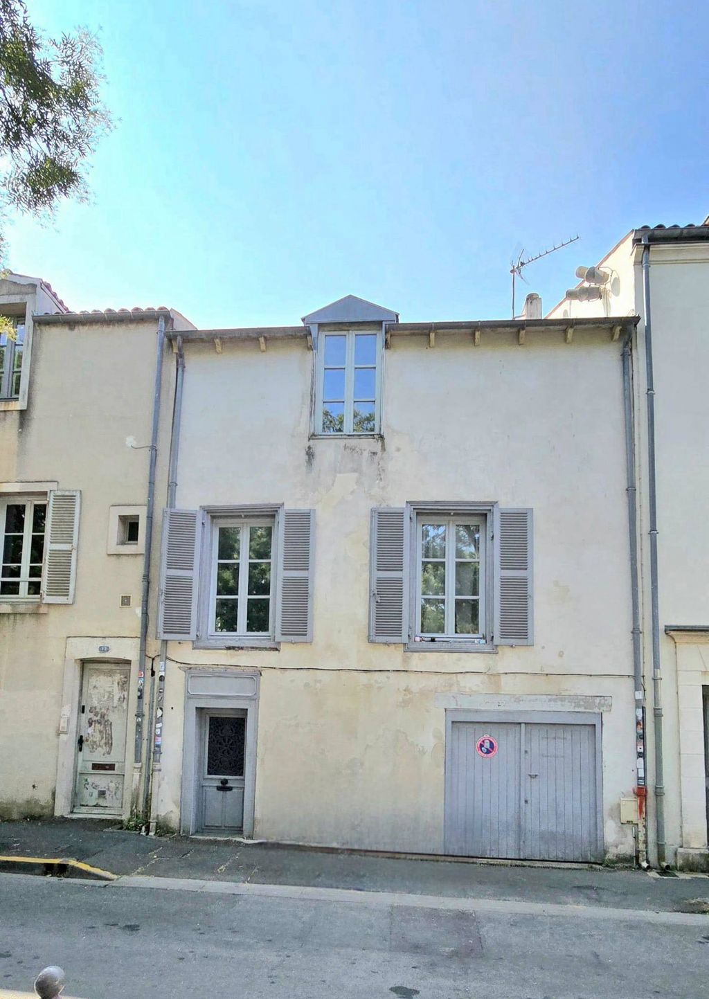 Achat maison à vendre 4 chambres 78 m² - La Rochelle