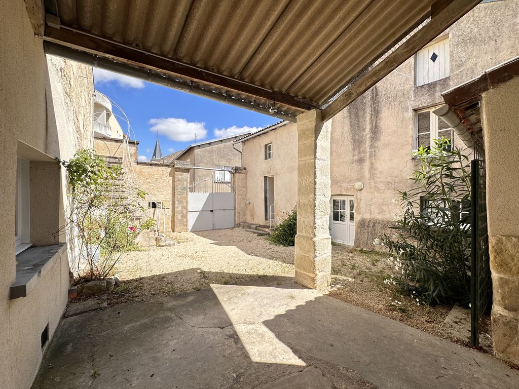 Achat maison à vendre 2 chambres 91 m² - Jaunay-Marigny