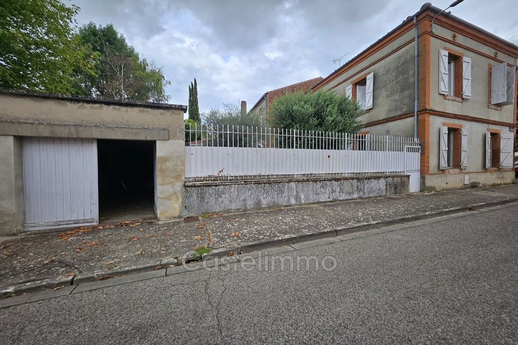 Achat maison à vendre 5 chambres 180 m² - Castelsarrasin