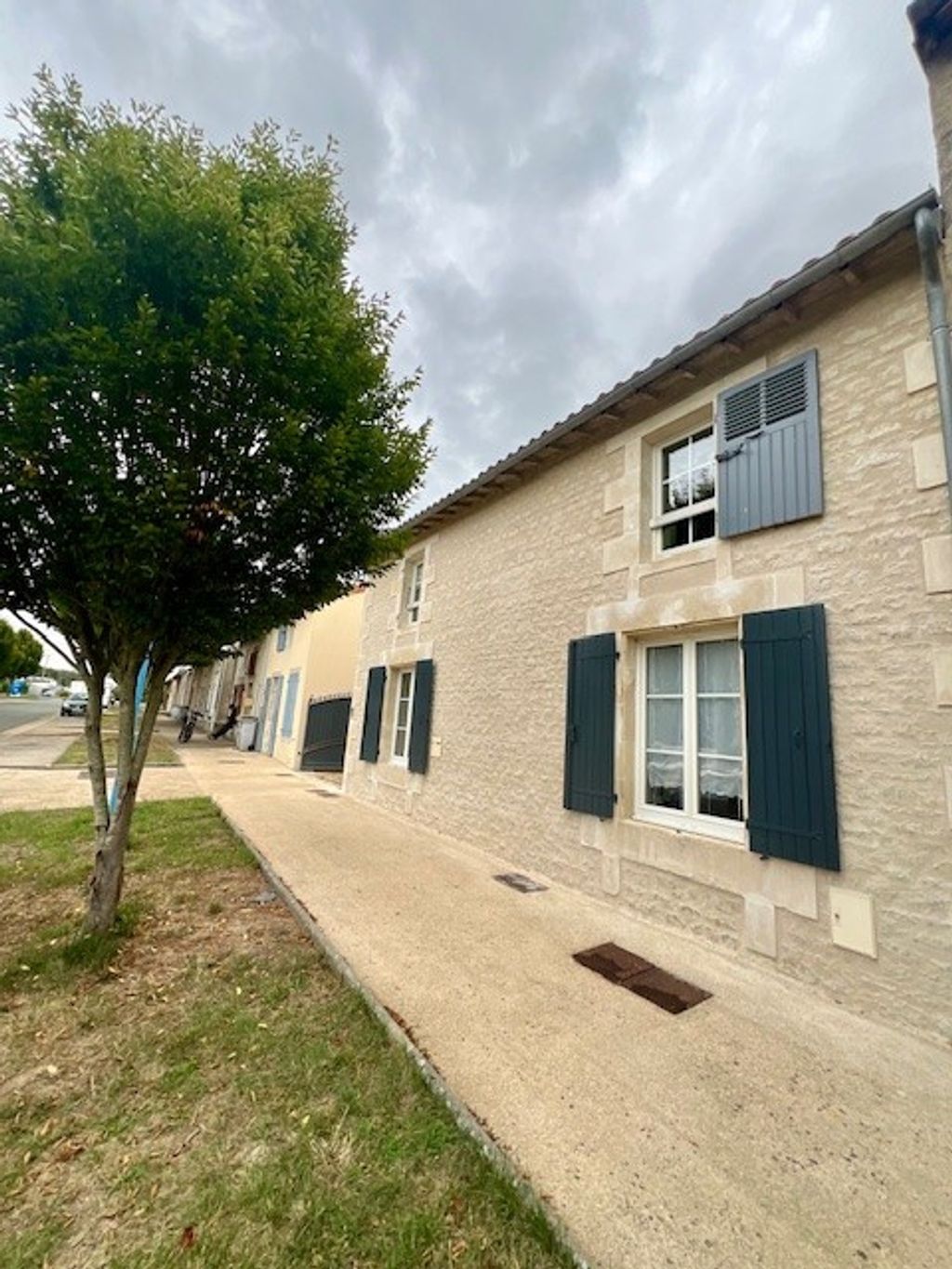 Achat maison à vendre 3 chambres 136 m² - Ligugé