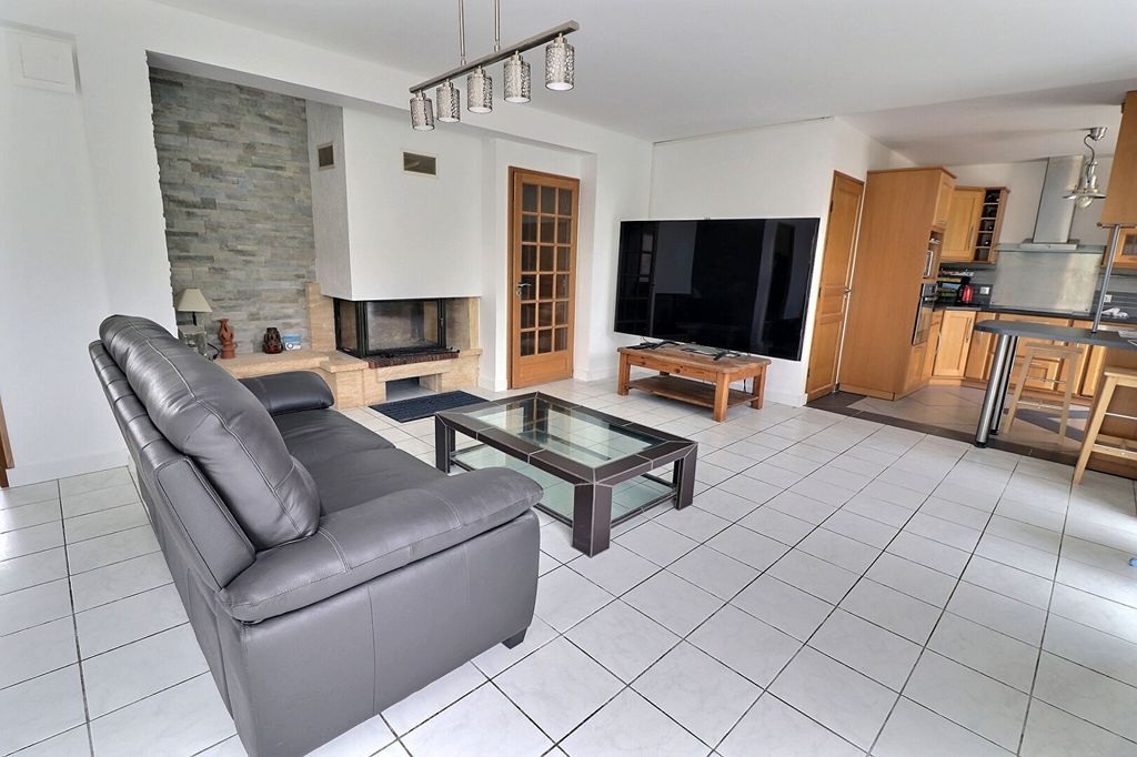 Achat maison à vendre 4 chambres 116 m² - Orcemont