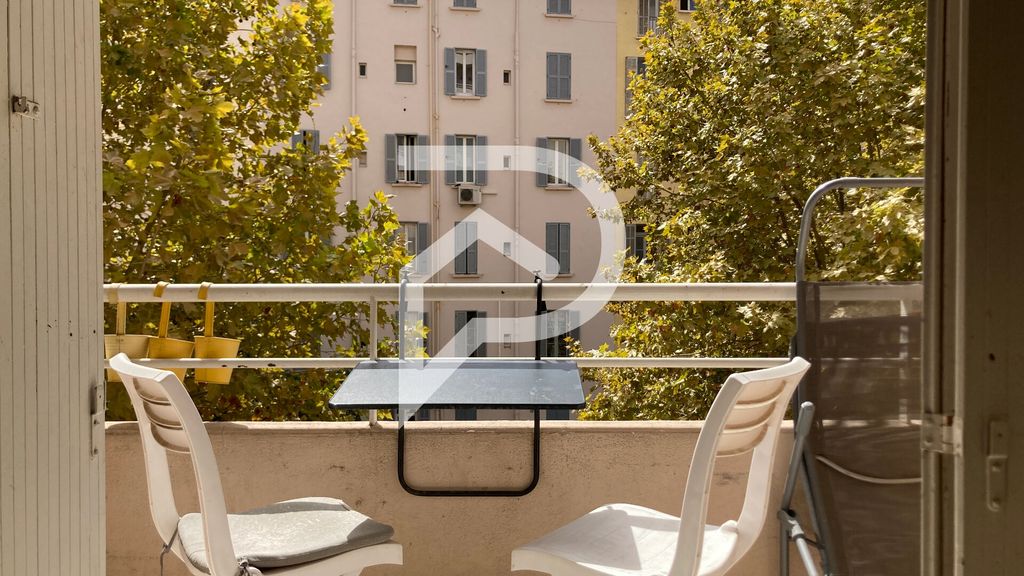 Achat appartement à vendre 3 pièces 61 m² - Toulon