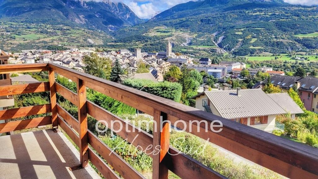 Achat appartement à vendre 2 pièces 35 m² - Embrun