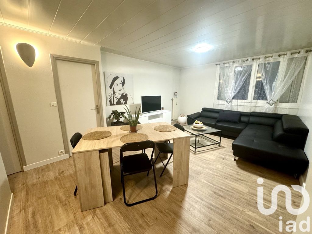 Achat appartement à vendre 3 pièces 51 m² - Saint-Germain-lès-Arpajon