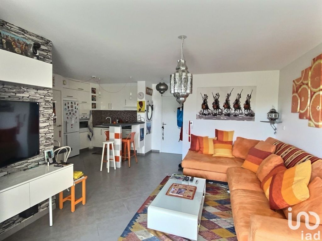 Achat appartement à vendre 2 pièces 49 m² - Bandol