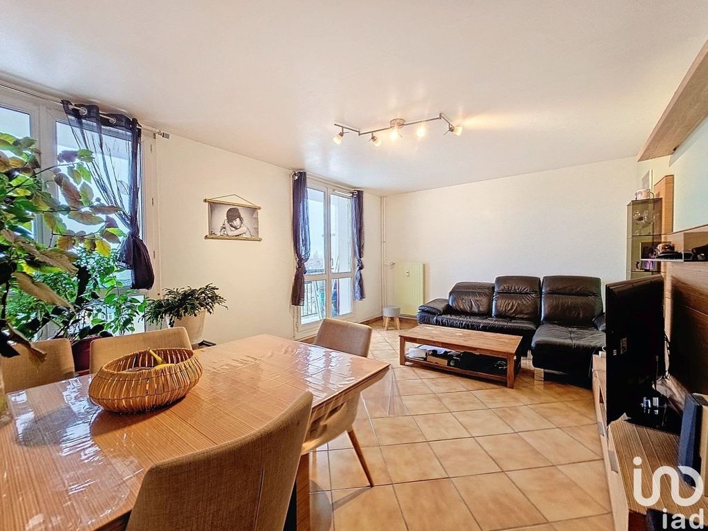 Achat appartement 4 pièce(s) Roissy-en-Brie