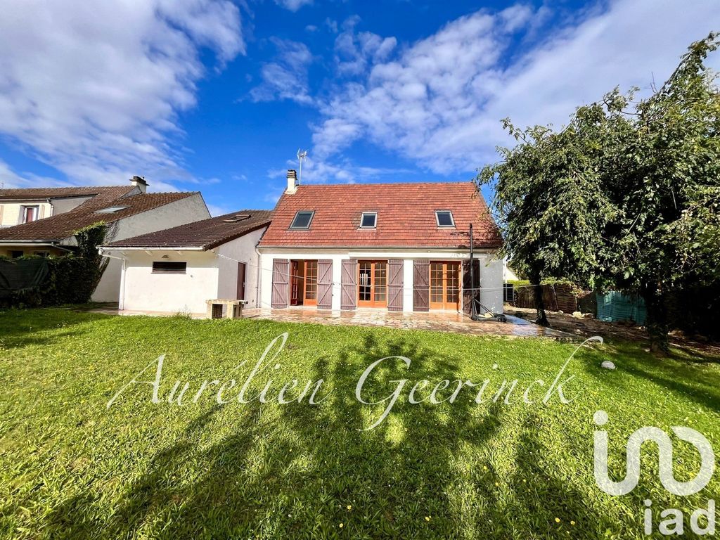 Achat maison à vendre 5 chambres 150 m² - Villers-sous-Saint-Leu