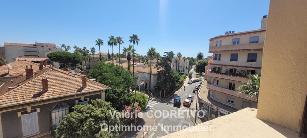 Achat appartement à vendre 3 pièces 81 m² - Hyères