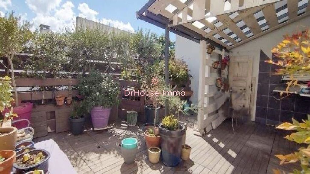 Achat appartement à vendre 4 pièces 100 m² - Saint-Étienne