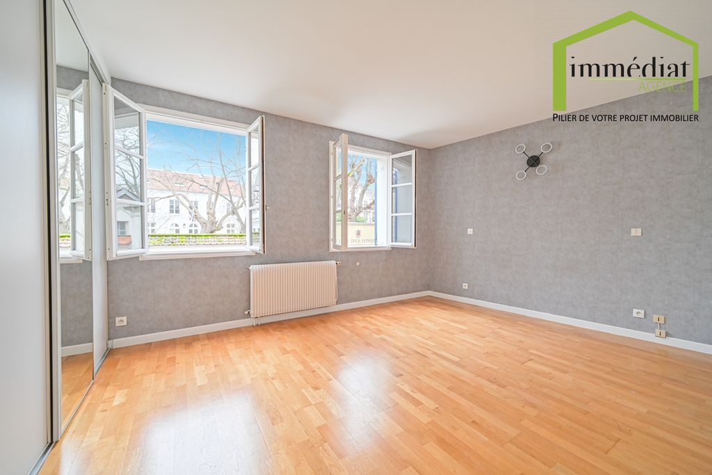 Achat duplex à vendre 6 pièces 129 m² - Rueil-Malmaison