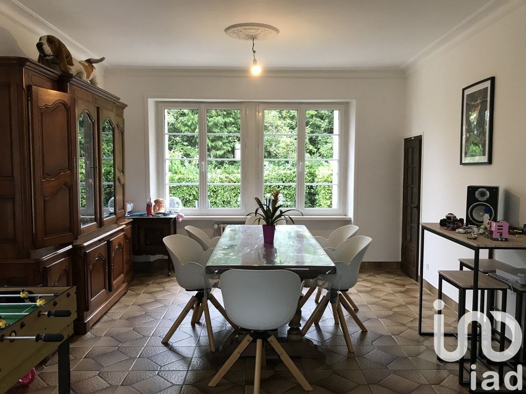 Achat maison à vendre 4 chambres 153 m² - Châteauneuf-du-Faou