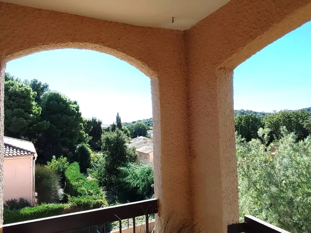 Achat appartement à vendre 2 pièces 47 m² - Bormes-les-Mimosas