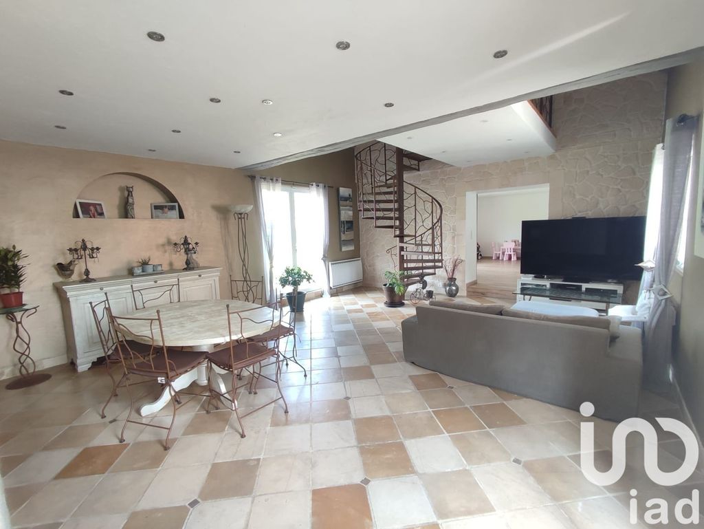 Achat maison à vendre 6 chambres 184 m² - Mouy-sur-Seine