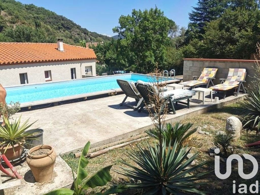 Achat maison à vendre 3 chambres 121 m² - Céret