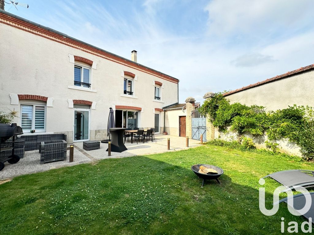 Achat maison à vendre 5 chambres 220 m² - Villers-Marmery