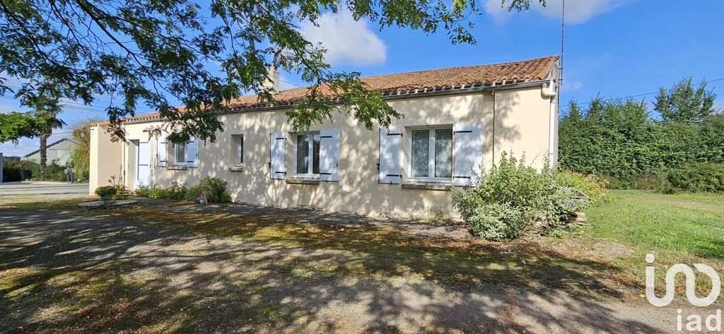 Achat maison à vendre 3 chambres 108 m² - Sainte-Cécile