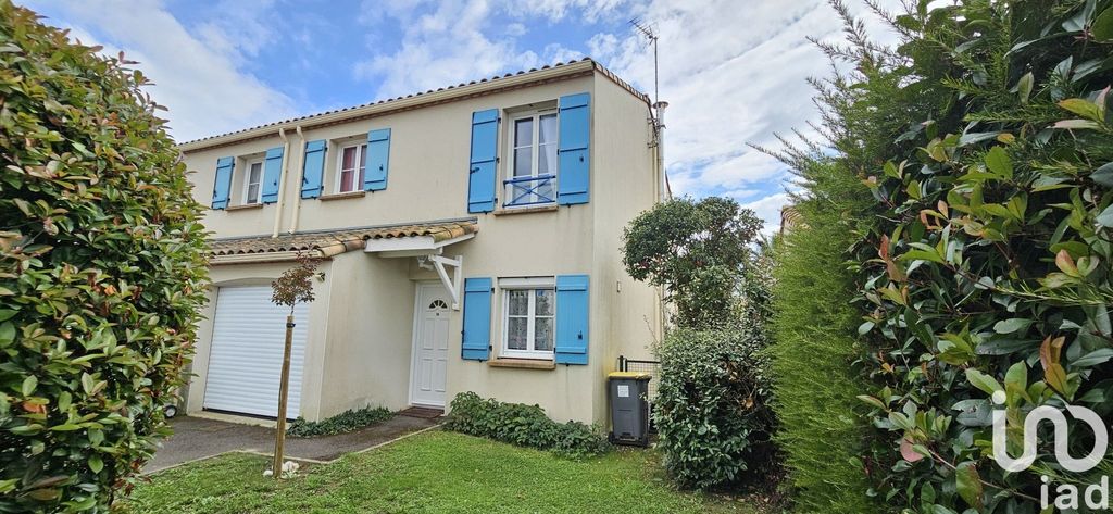 Achat maison à vendre 3 chambres 86 m² - L'Île-d'Olonne