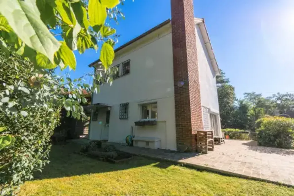 Achat maison à vendre 4 chambres 127 m² - Montmorency