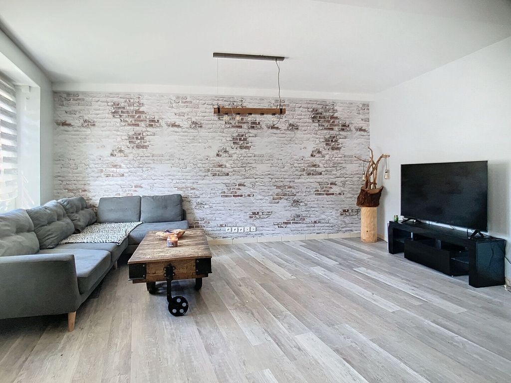 Achat maison à vendre 4 chambres 103 m² - Montceaux-lès-Meaux