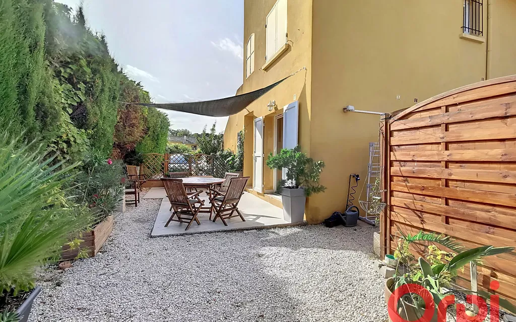 Achat appartement à vendre 2 pièces 43 m² - Sanary-sur-Mer