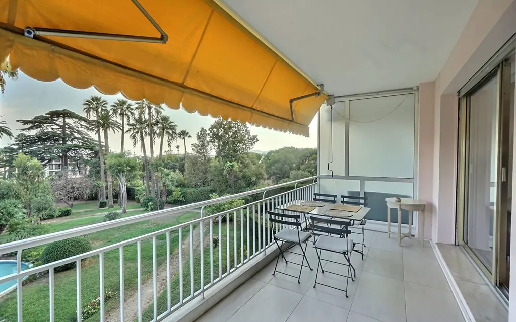 Achat appartement à vendre 3 pièces 75 m² - Cannes